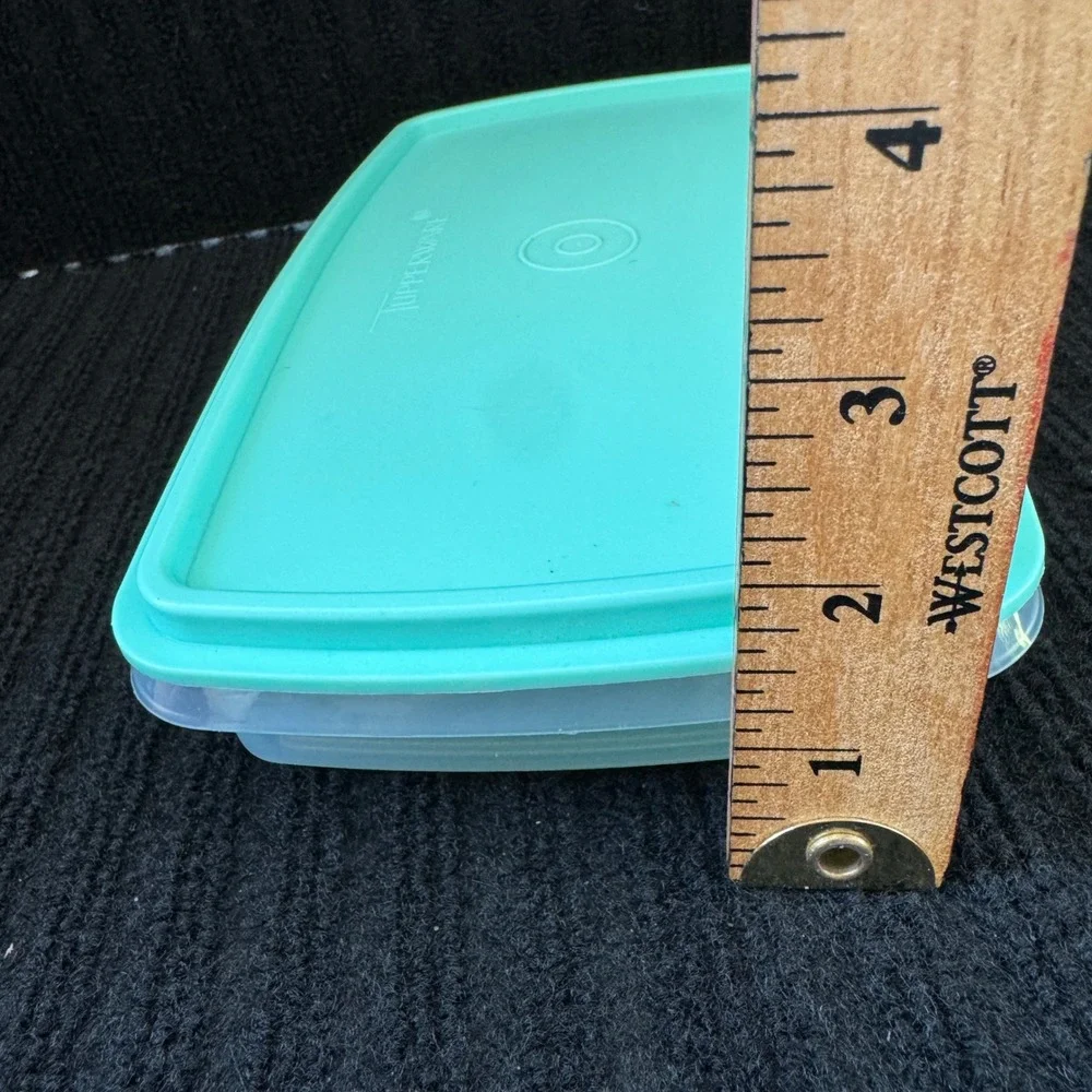 Tupperware Freezer Mate Shallow Small Container Teal Lid 817